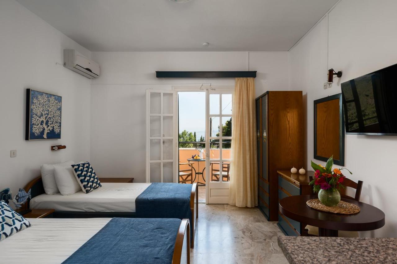 Nikiforos Apartments By Konnect, Mesongi Exterior photo